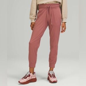 LULULEMON READY TO RULU SPICED CHAI JOGGER